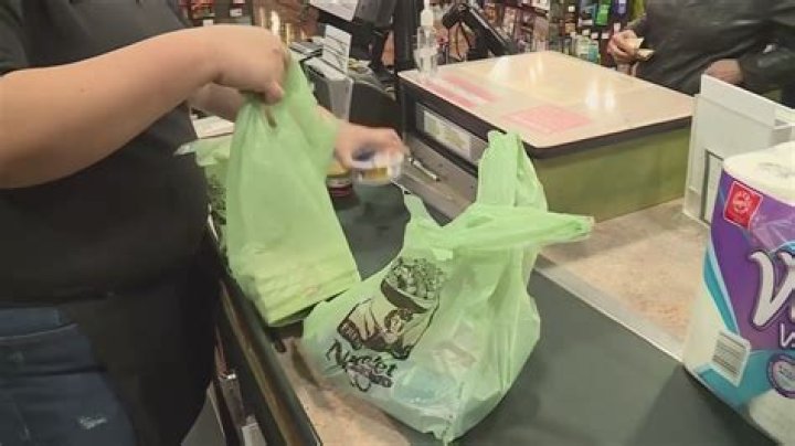 California bill would ban all plastic shopping bags at grocery stores | California News