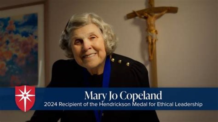 Mary Jo Copeland Obituary, Founder Of Sharing And Caring Hands in Minnesota Has Died