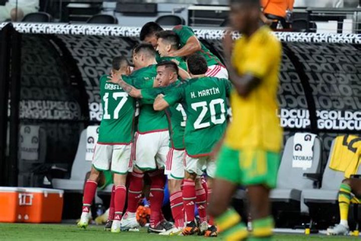 Mexico beats Jamaica 3-0 and advances to CONCACAF Gold Cup final against Panama