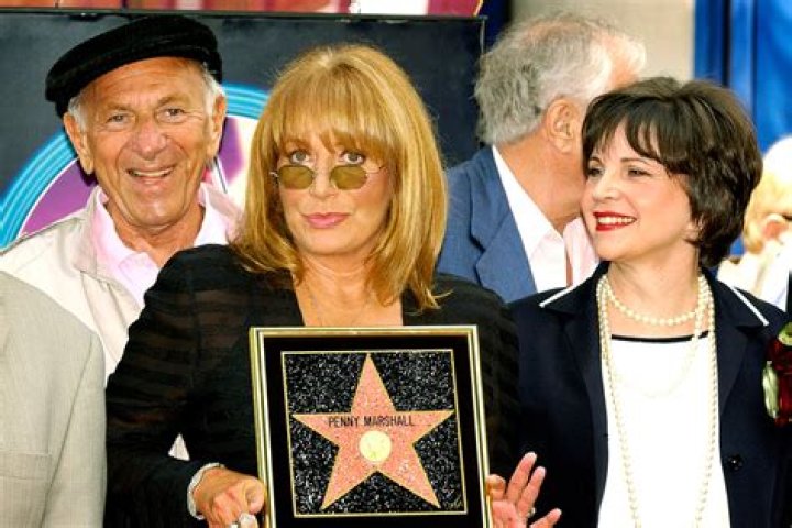 Tom Hanks, Rob Reiner and more stars mourn Penny Marshall