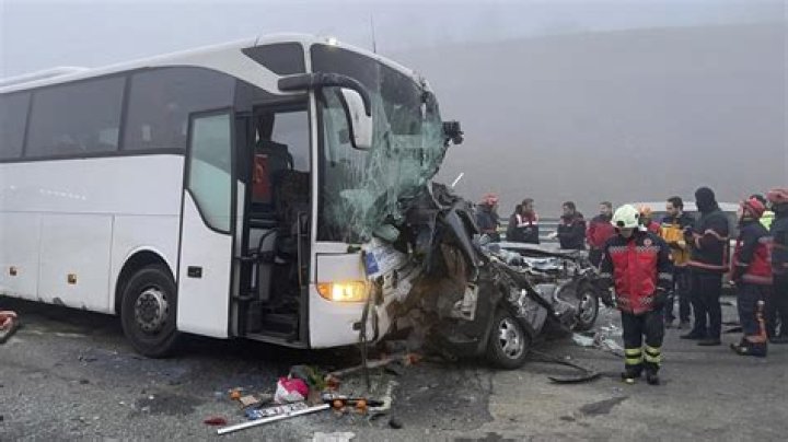 Turkey: Chain-reaction crash in dense fog kills 10 on a motorway